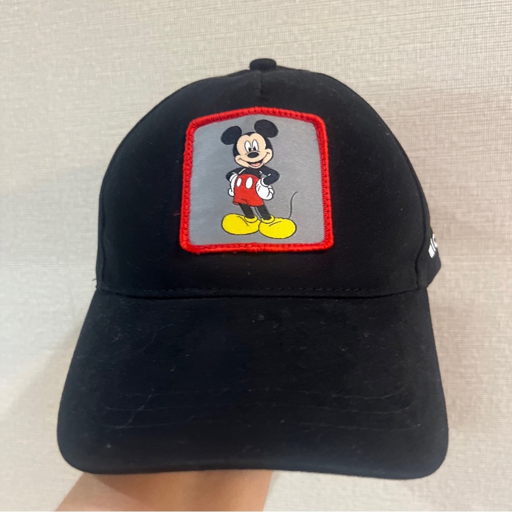 NEW DISNEY MICKEY MOUSE Baseball Hat Cap  2024 Exclusive Black UNISEX Patch